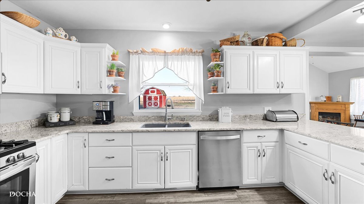 13230 Chicago Road, Somonauk, IL 60552