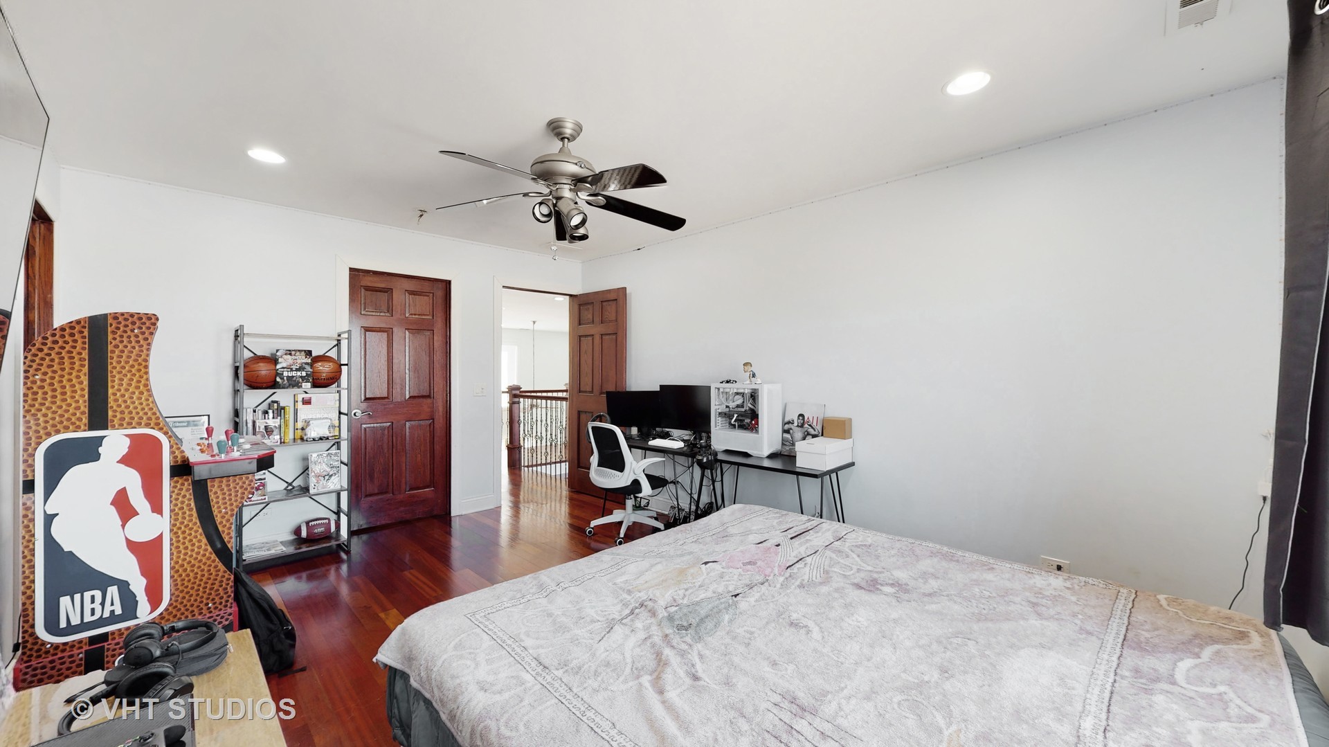 6909 Beckwith Road, Morton Grove, IL 60053