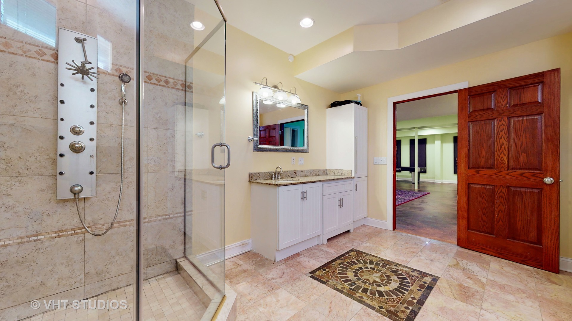 6909 Beckwith Road, Morton Grove, IL 60053