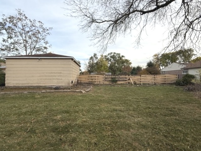 2736 Circle Drive, Markham, IL 60428