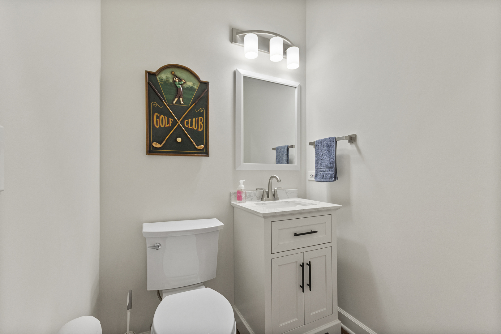 631 Belmont Lane, Carol Stream, IL 60188