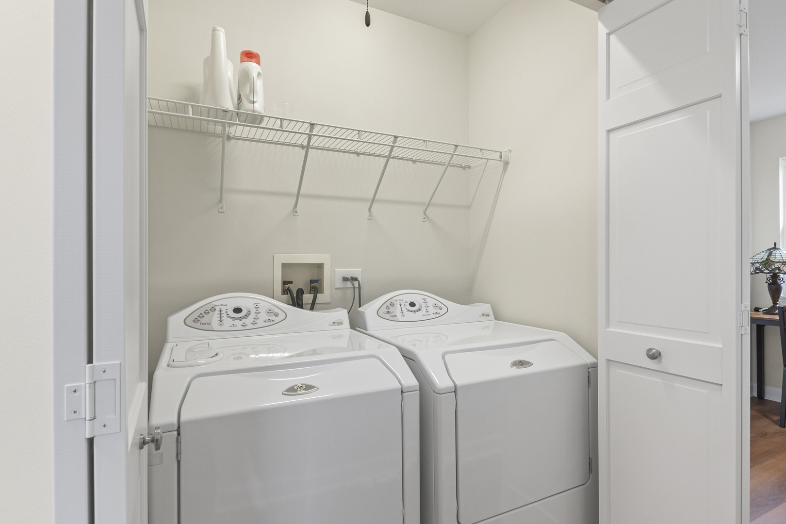 631 Belmont Lane, Carol Stream, IL 60188