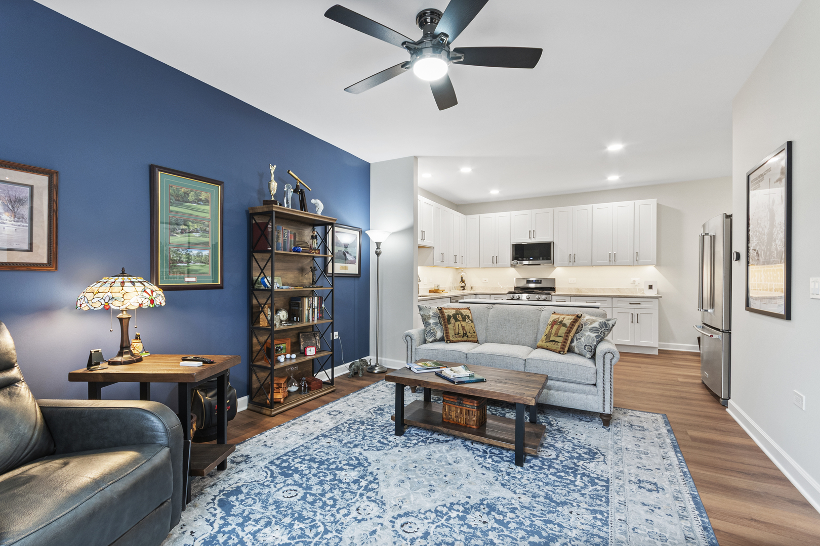 631 Belmont Lane, Carol Stream, IL 60188