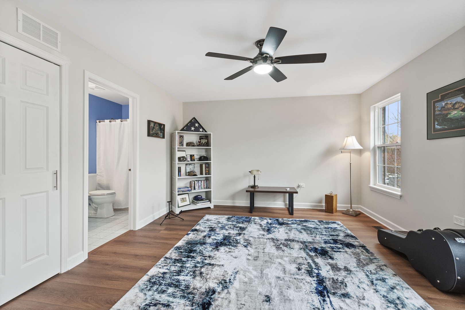 631 Belmont Lane, Carol Stream, IL 60188