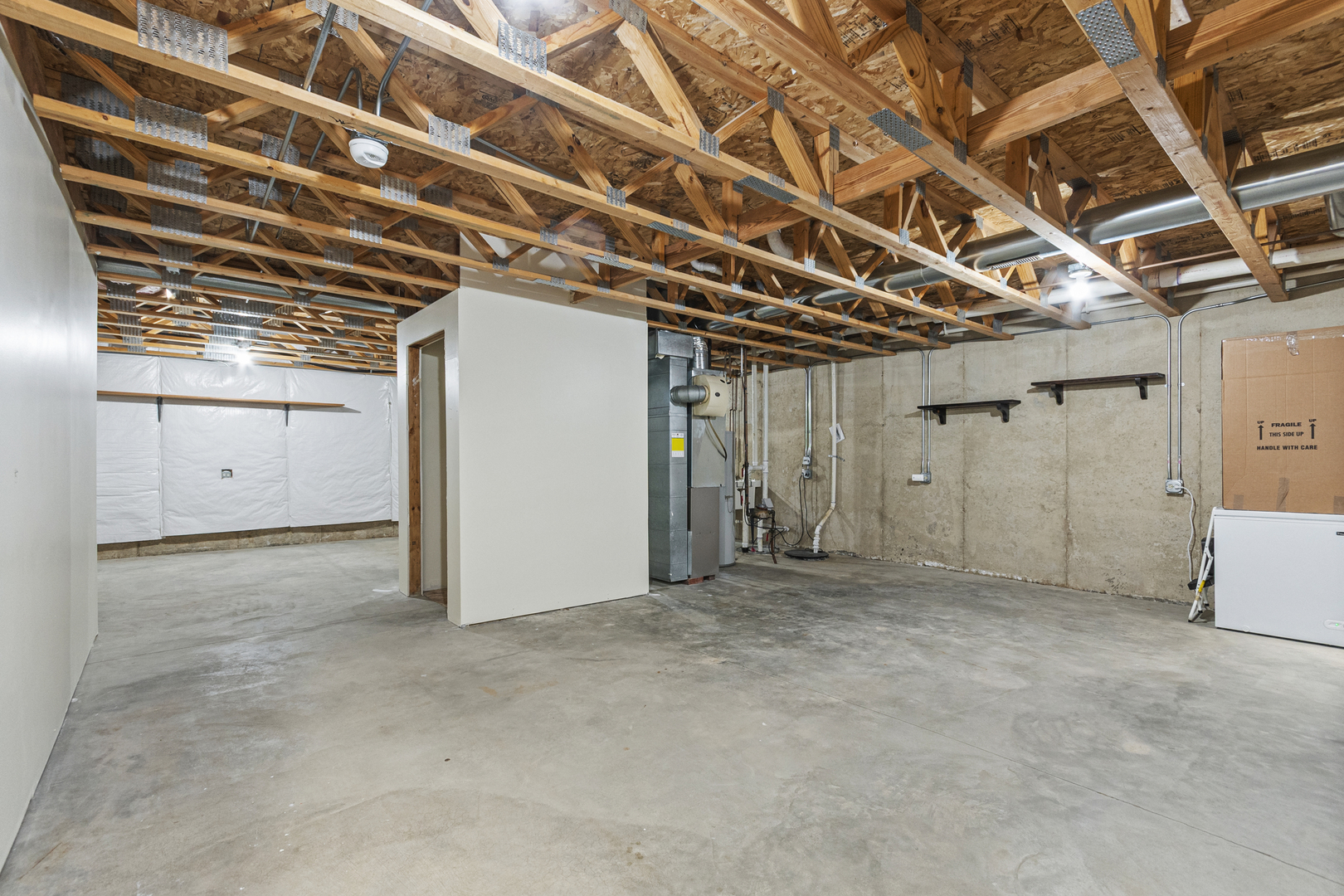 631 Belmont Lane, Carol Stream, IL 60188