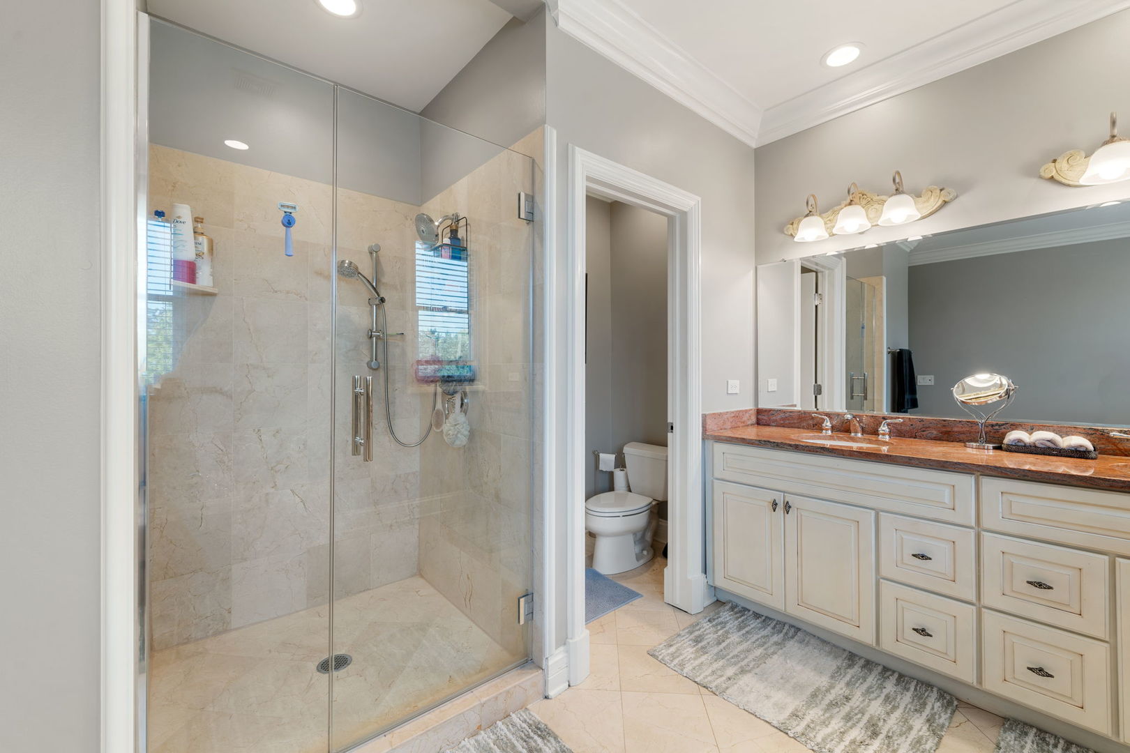 950 Gage Lane, Lake Forest, IL 60045