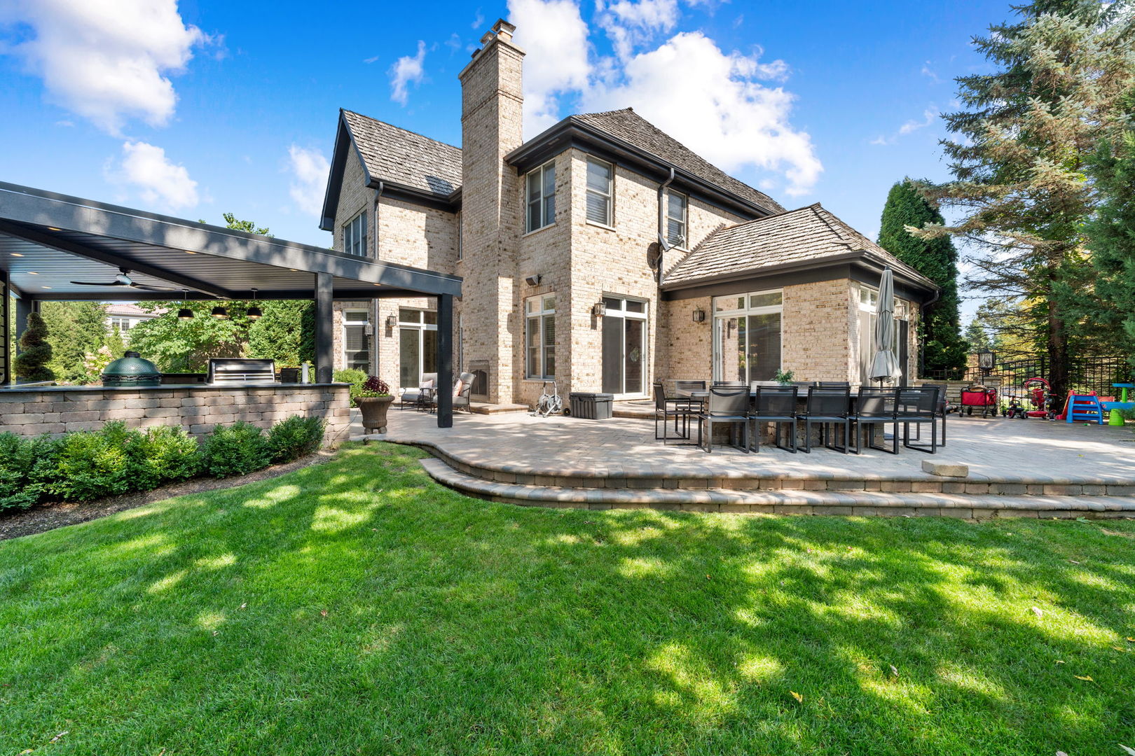 950 Gage Lane, Lake Forest, IL 60045