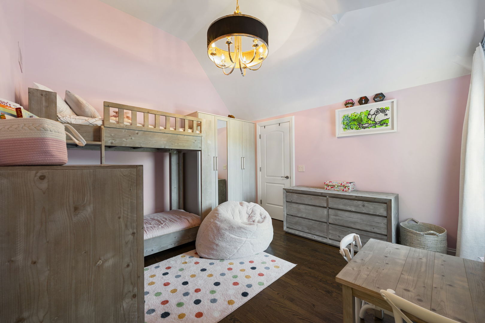 950 Gage Lane, Lake Forest, IL 60045