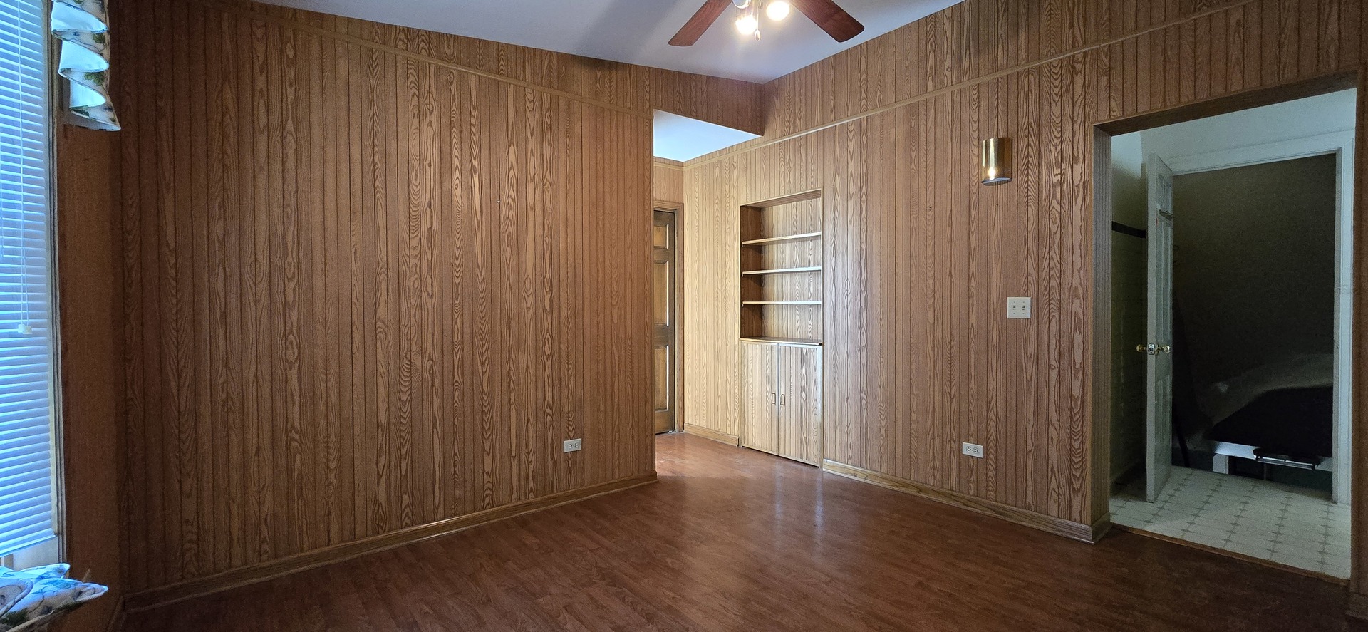 8341 N Osceola Avenue, Niles, IL 60714