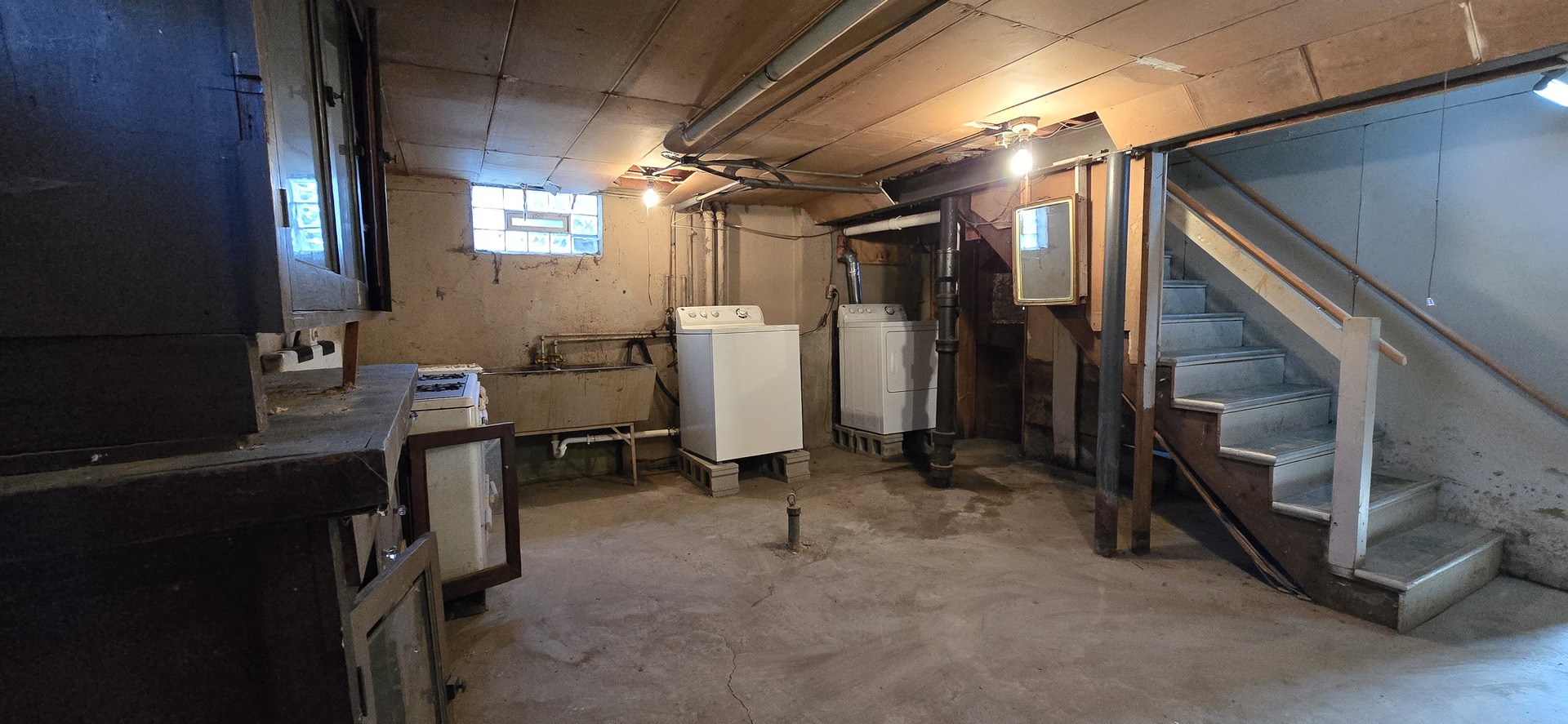 8341 N Osceola Avenue, Niles, IL 60714