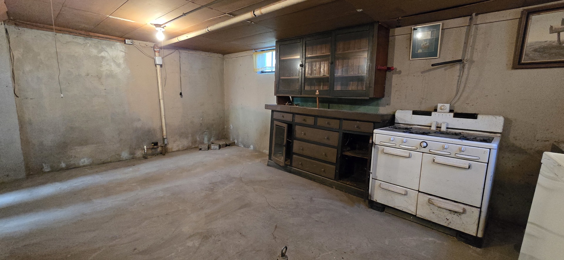 8341 N Osceola Avenue, Niles, IL 60714