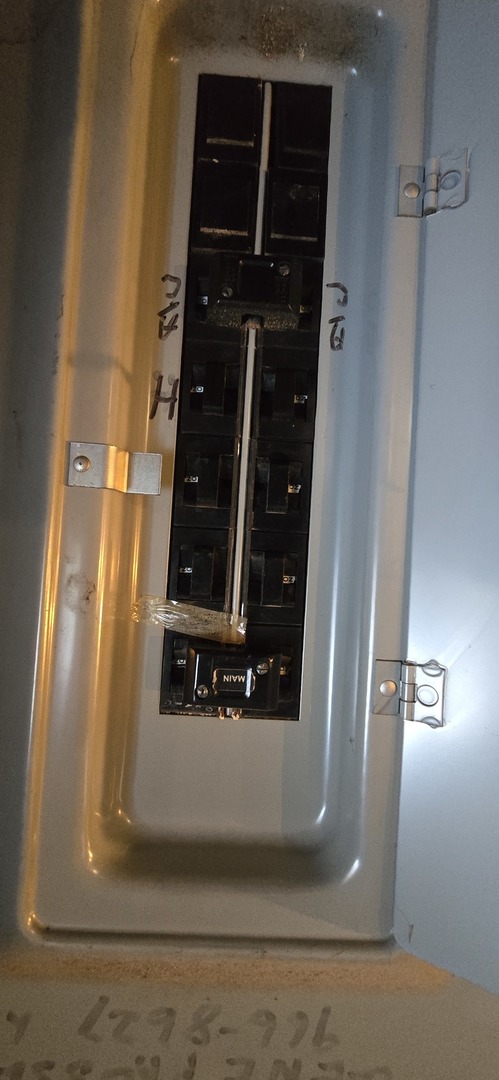 8341 N Osceola Avenue, Niles, IL 60714