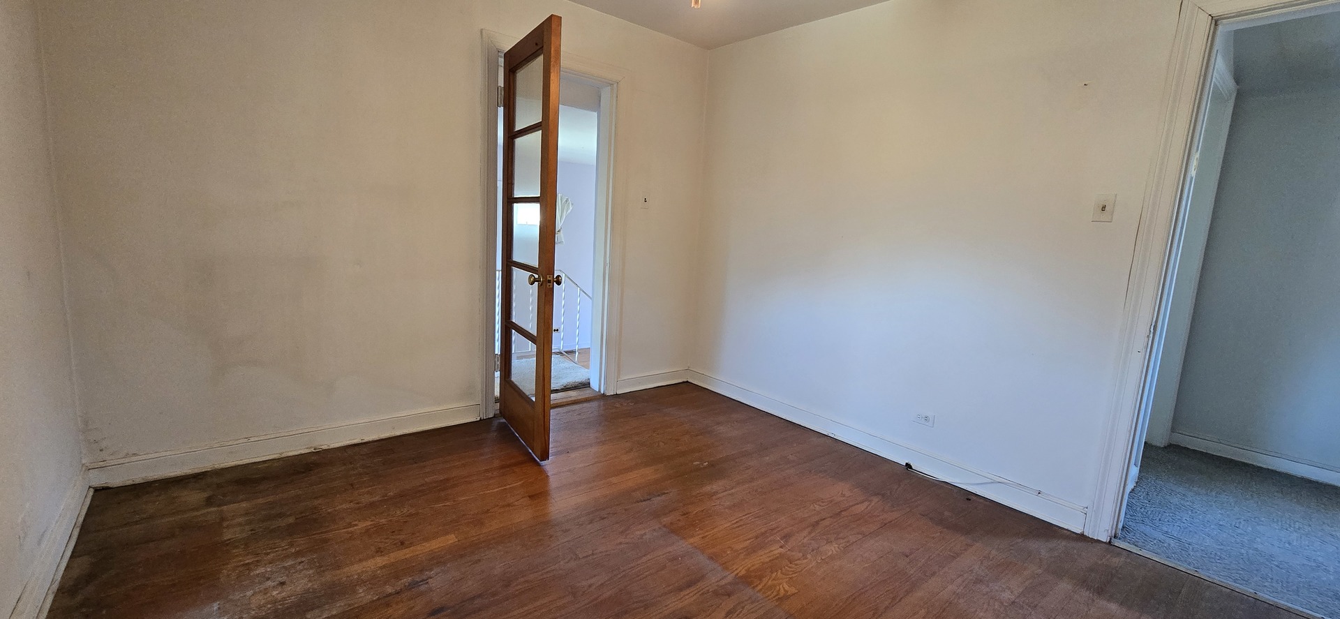 8341 N Osceola Avenue, Niles, IL 60714