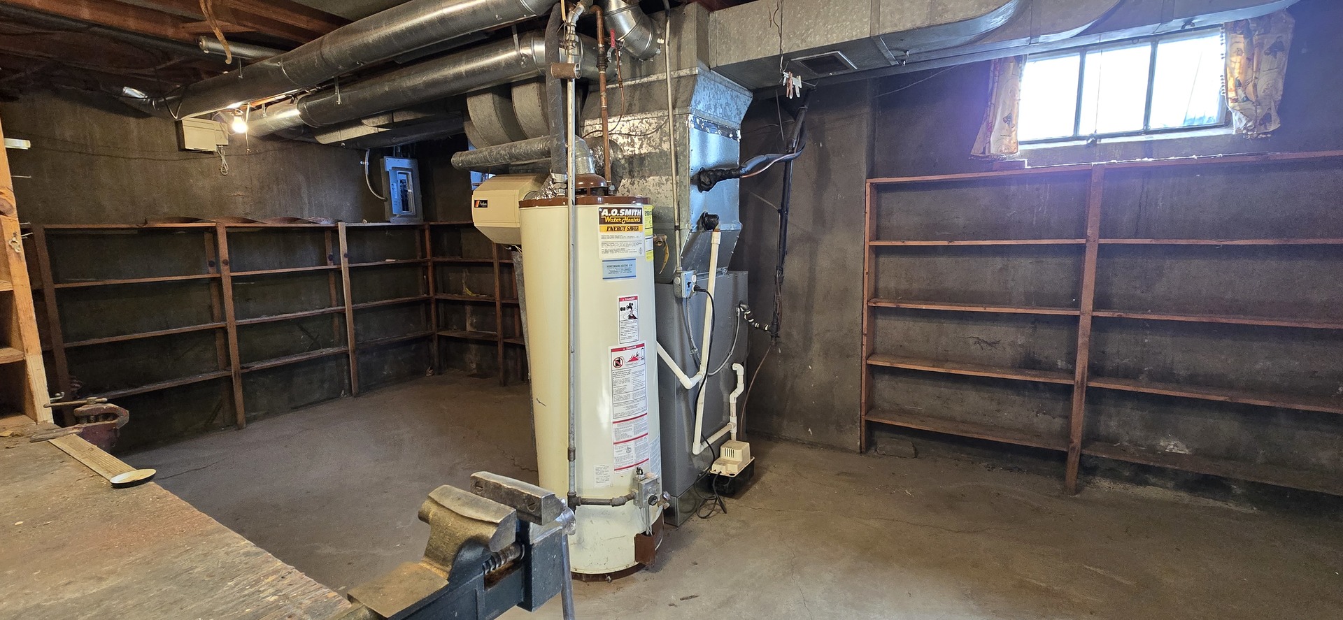 8341 N Osceola Avenue, Niles, IL 60714