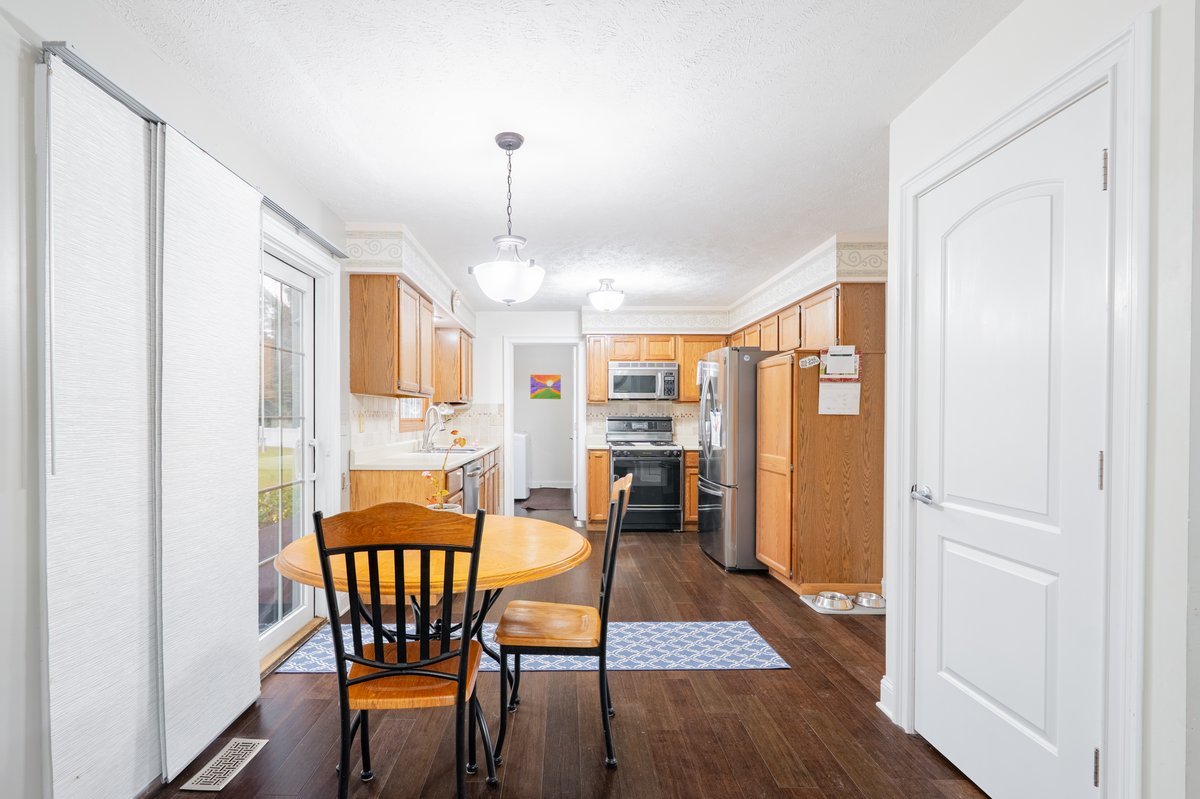 3 Harvest Court, Bloomington, IL 61704