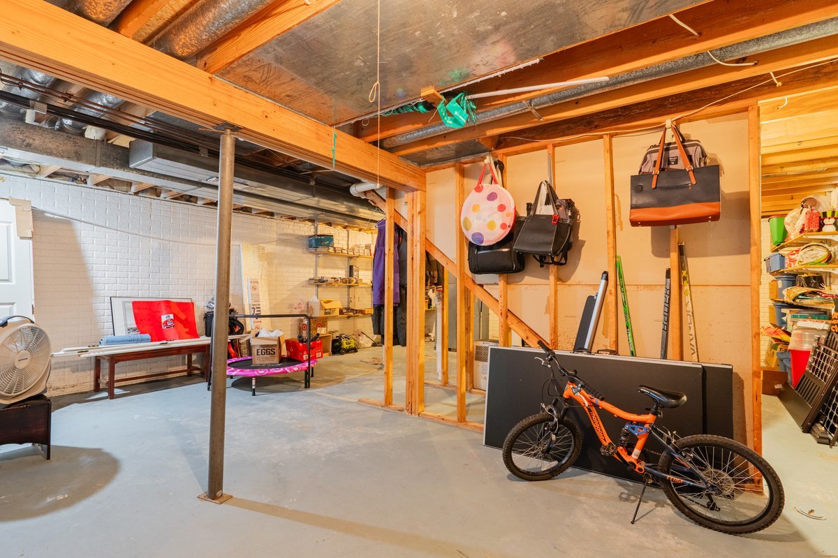 3 Harvest Court, Bloomington, IL 61704