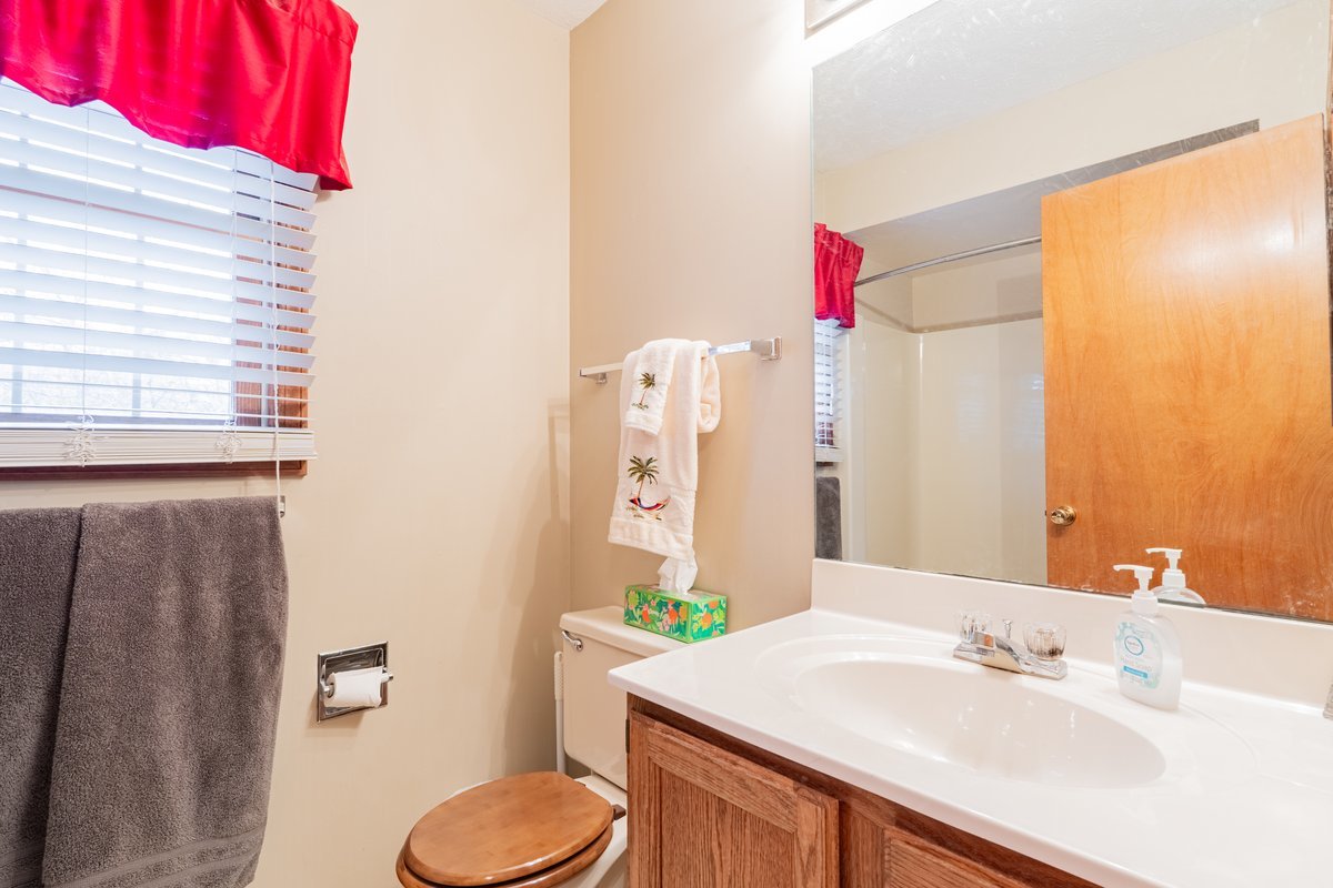 3 Harvest Court, Bloomington, IL 61704