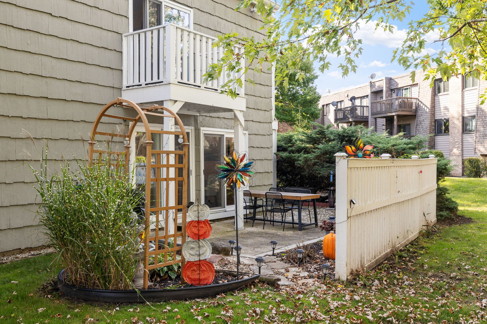 1420 Stonebridge Trail #1-3, Wheaton, IL 60189