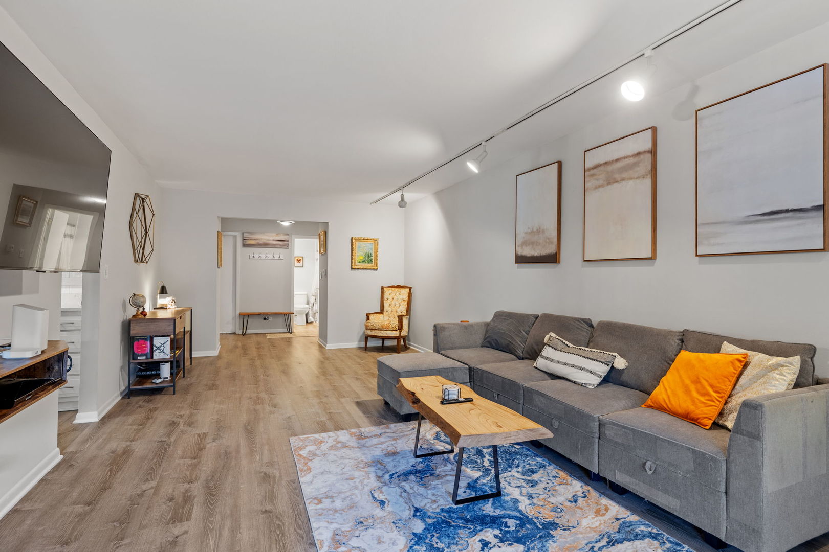 1420 Stonebridge Trail #1-3, Wheaton, IL 60189