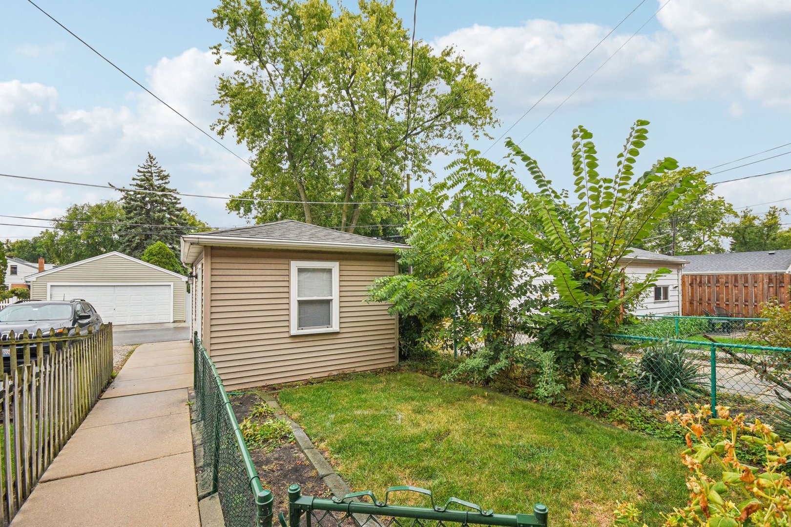 470 E Vallette Street, Elmhurst, IL 60126