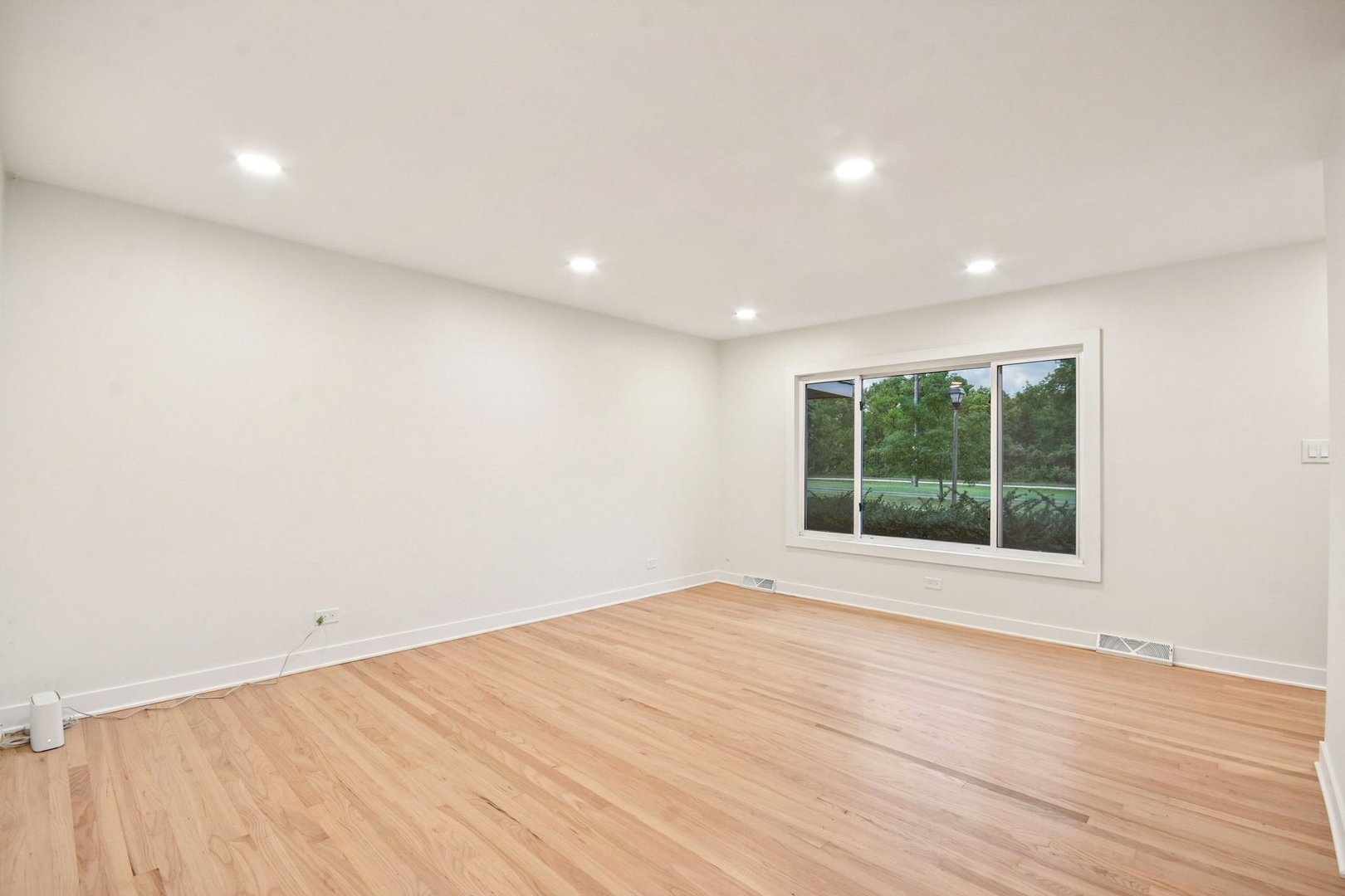 470 E Vallette Street, Elmhurst, IL 60126