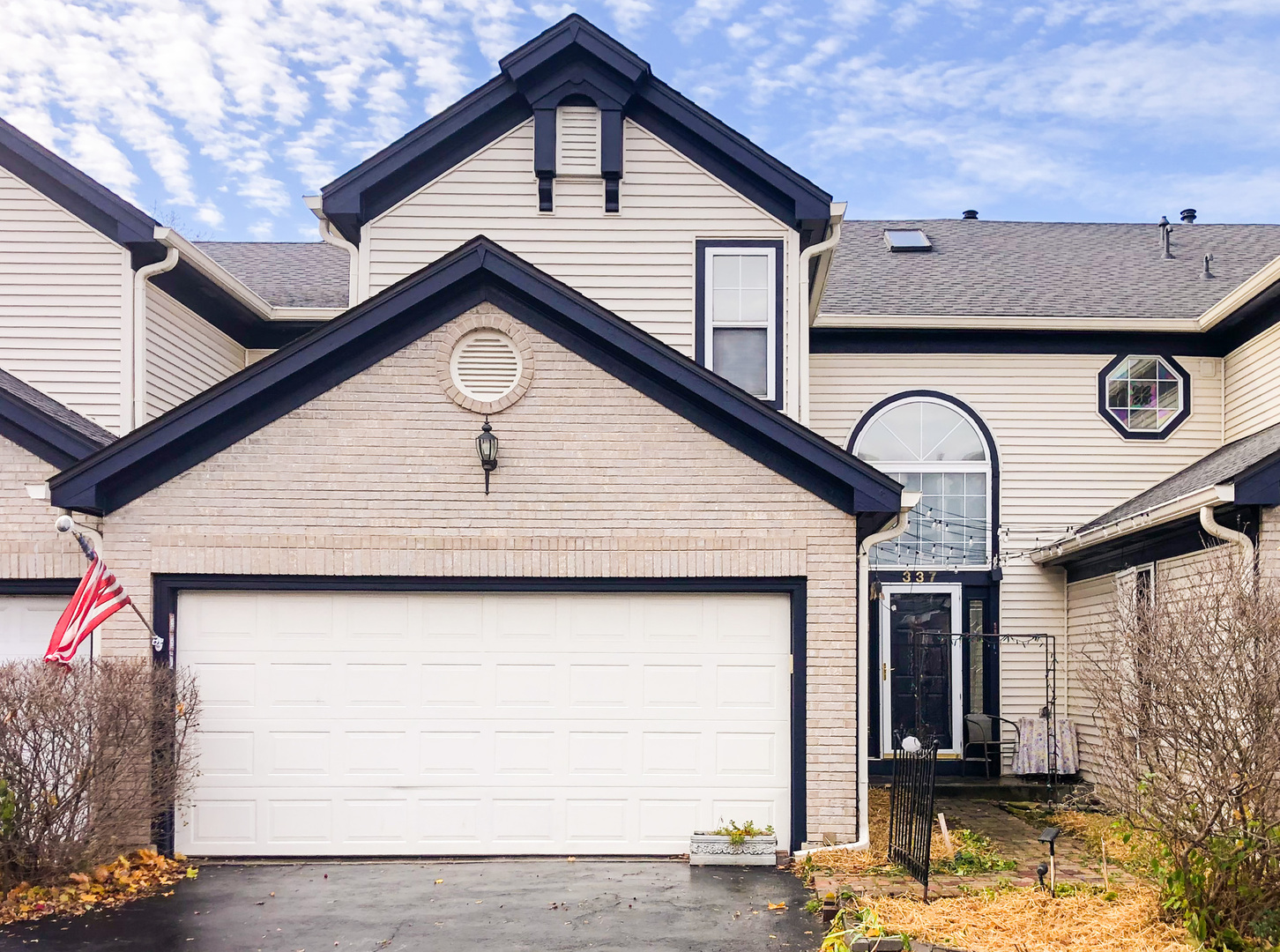 337 KRESSWOOD Drive, West Chicago, IL 60185