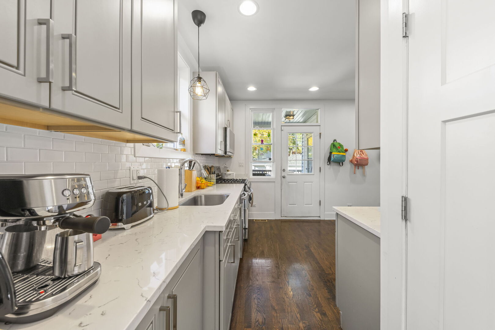 929 Harlem Avenue, Forest Park, IL 60130