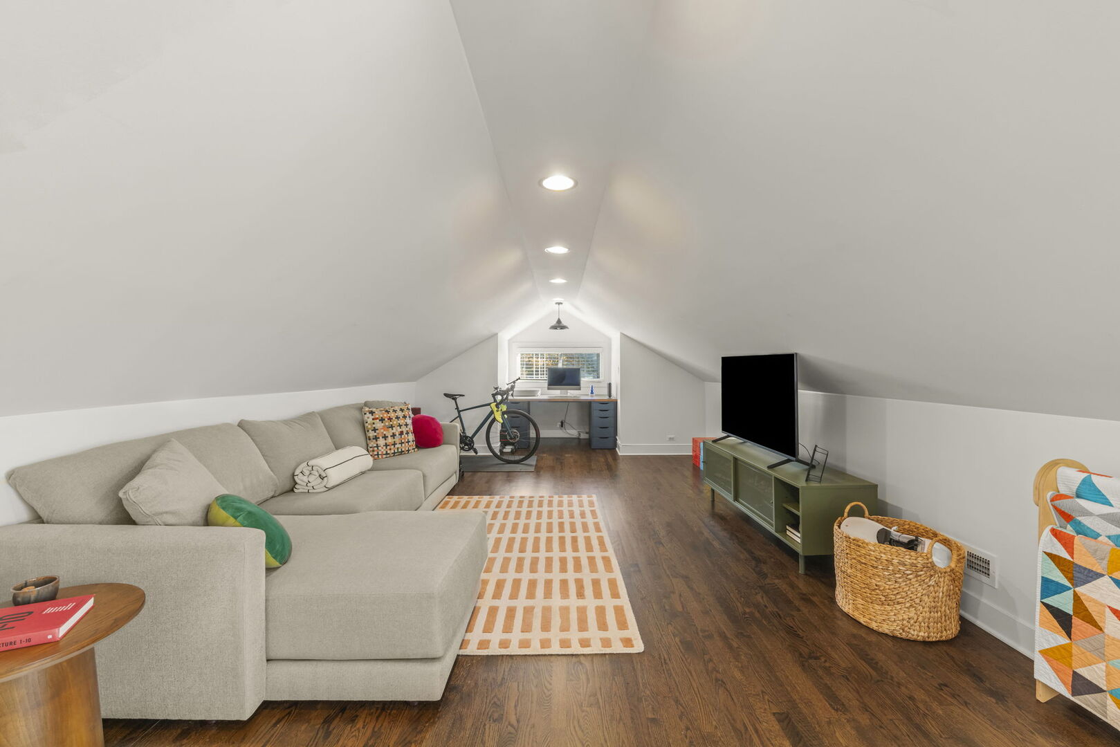 929 Harlem Avenue, Forest Park, IL 60130