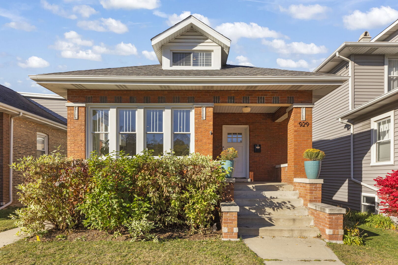 929 Harlem Avenue, Forest Park, IL 60130