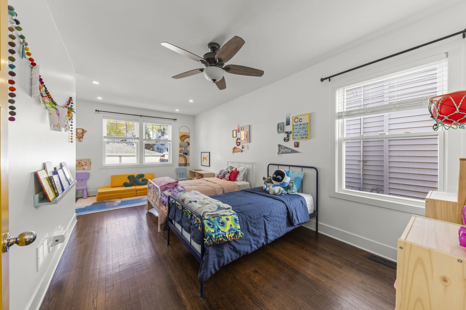 929 Harlem Avenue, Forest Park, IL 60130