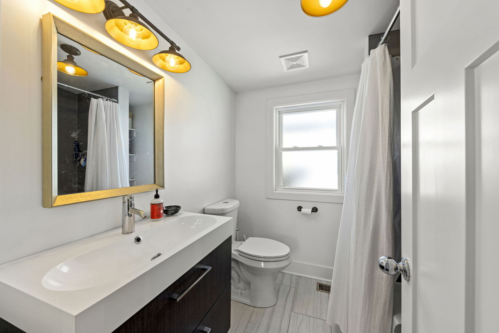 929 Harlem Avenue, Forest Park, IL 60130