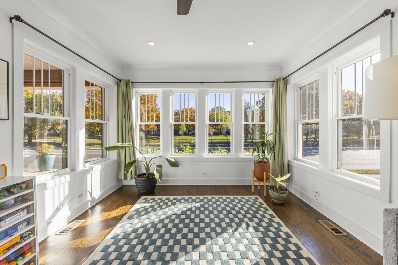 929 Harlem Avenue, Forest Park, IL 60130