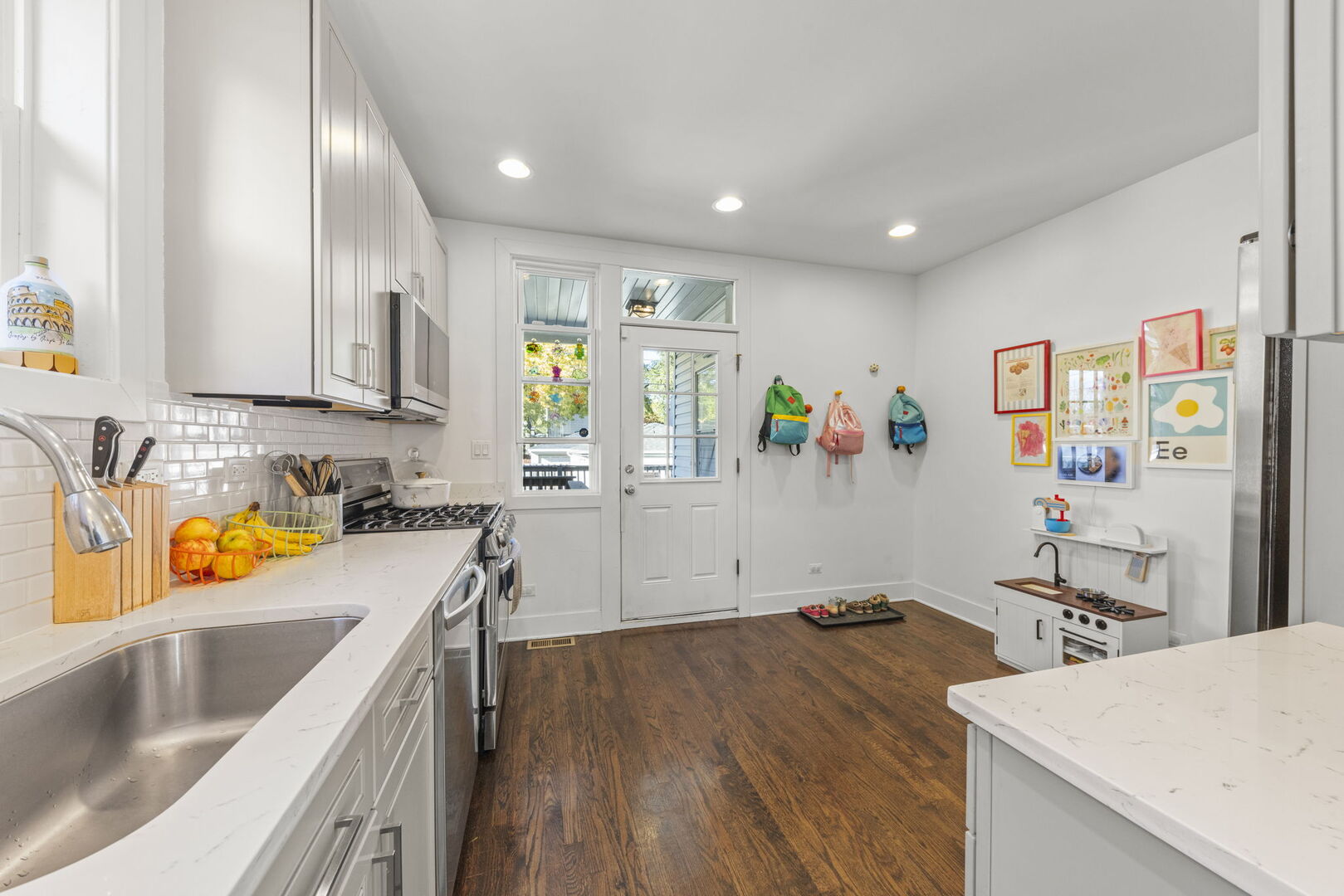 929 Harlem Avenue, Forest Park, IL 60130