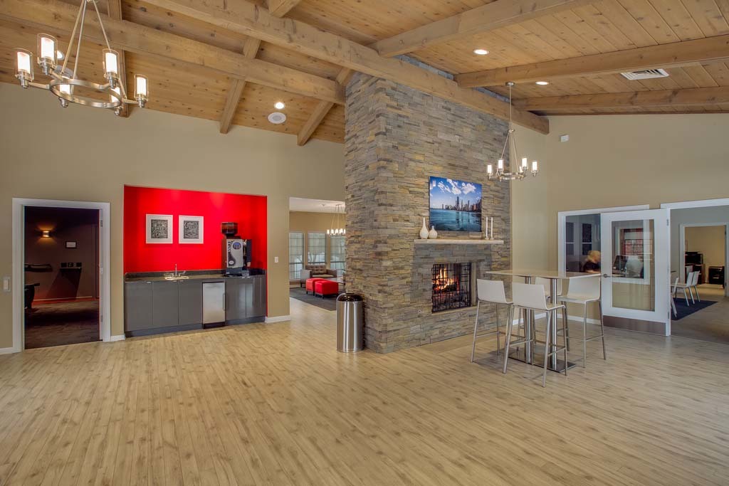 70 Lincoln Oaks Drive #707, Willowbrook, IL 60527