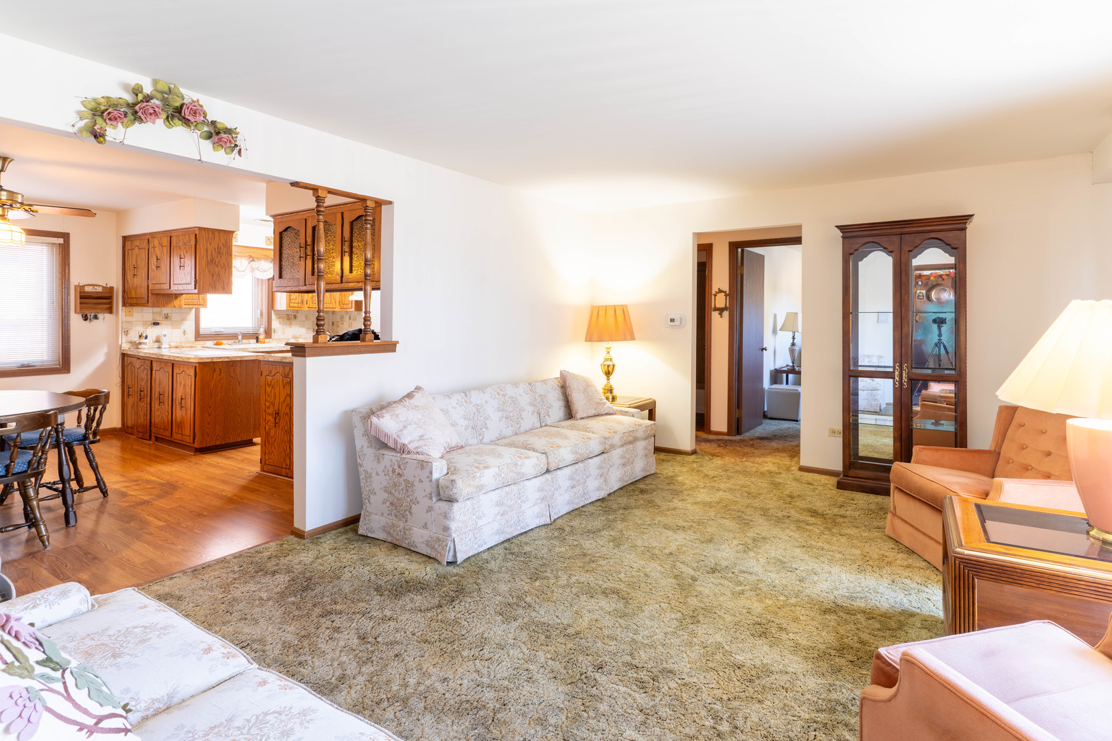 6401 W 64TH Place #2W, Chicago, IL 60638