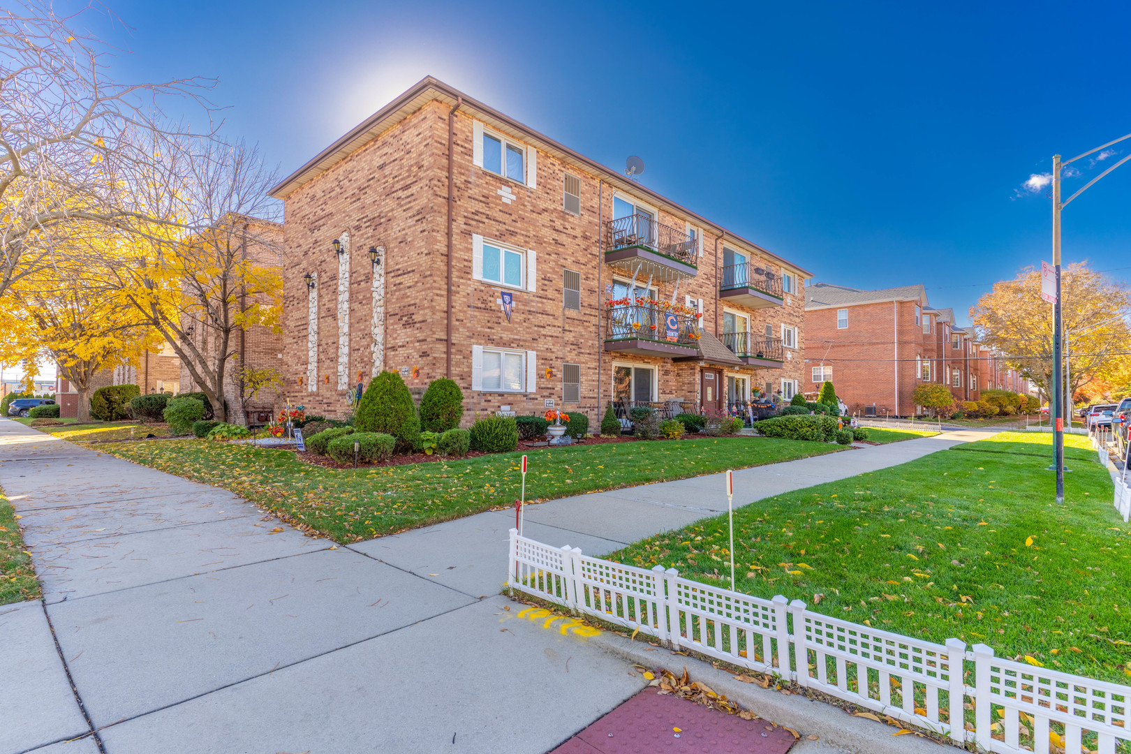 6401 W 64TH Place #2W, Chicago, IL 60638