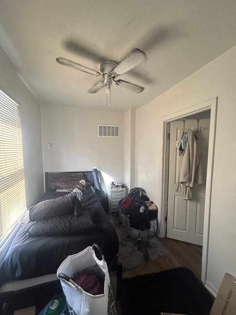 1017 W 19th Street, Chicago, IL 60608