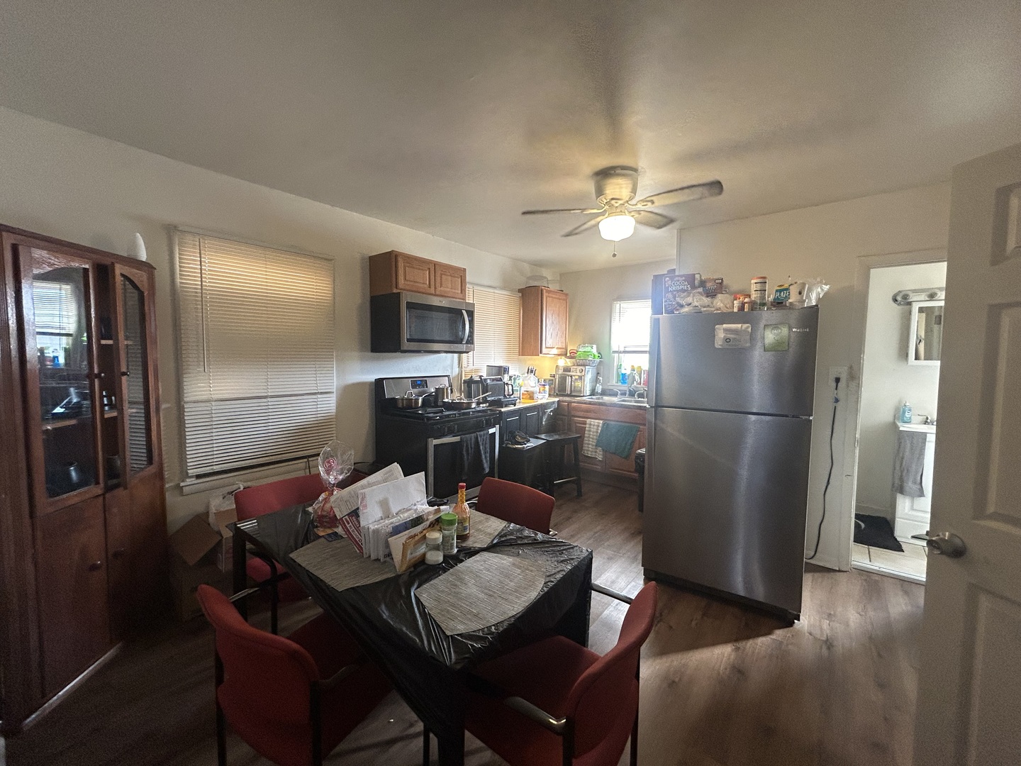 1017 W 19th Street, Chicago, IL 60608