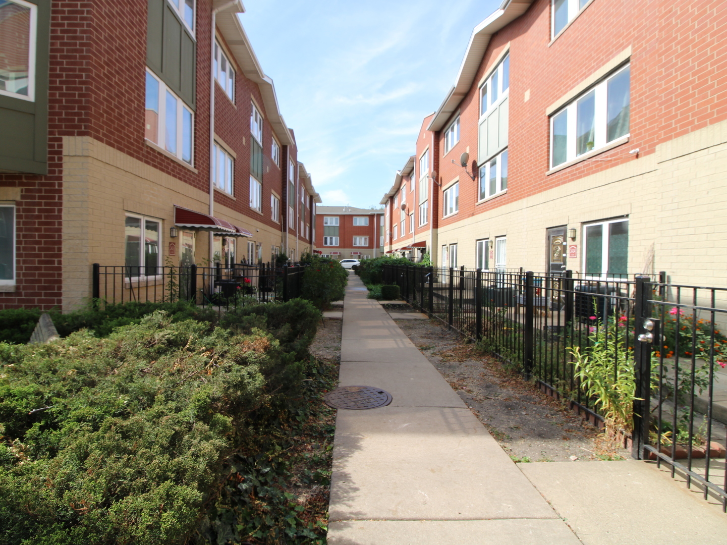 2409 W 32nd Place, Chicago, IL 60608