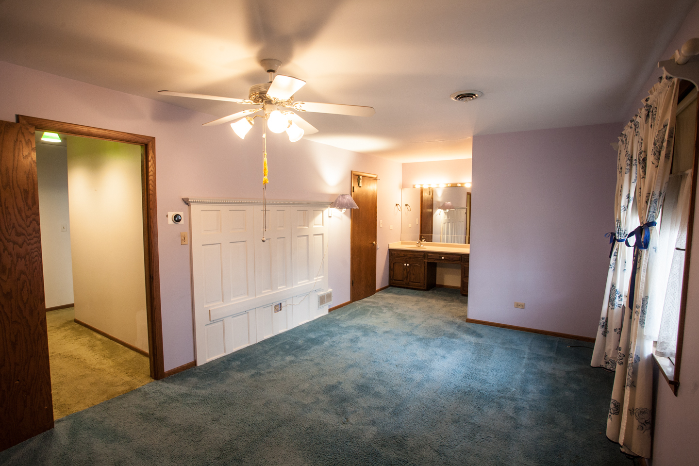 1610 Old Oak Place, Darien, IL 60561