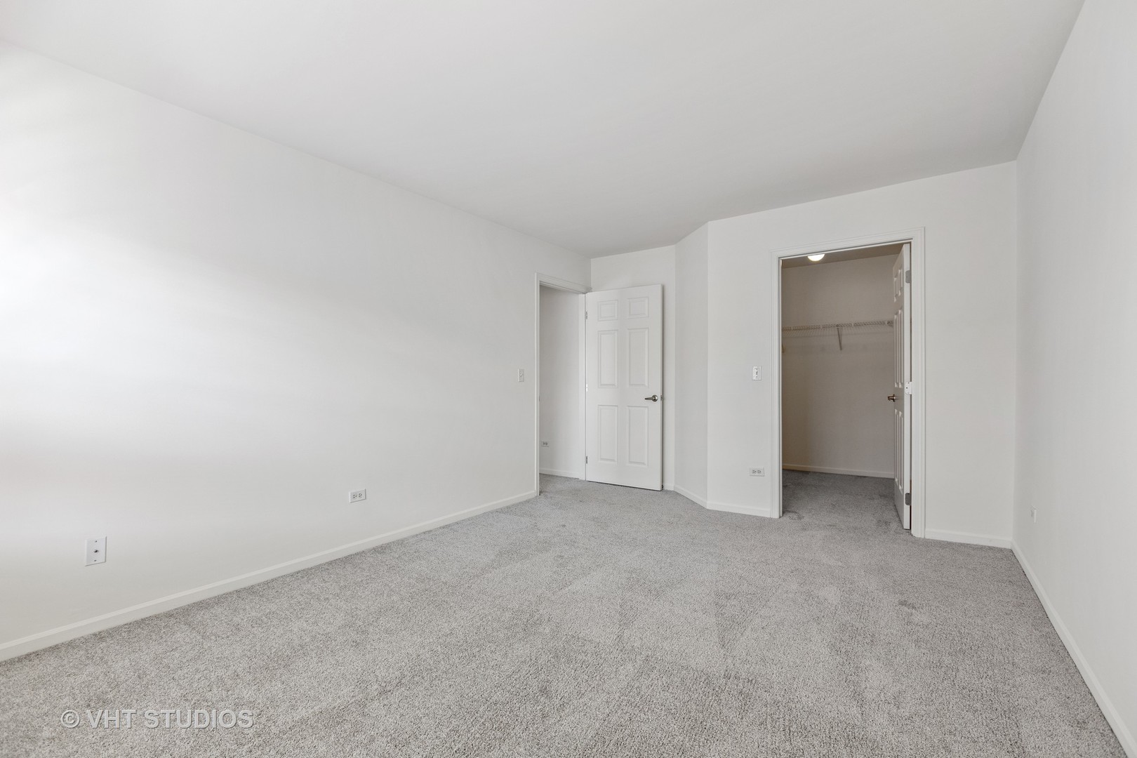 426 Handel Court #426, Wheaton, IL 60189