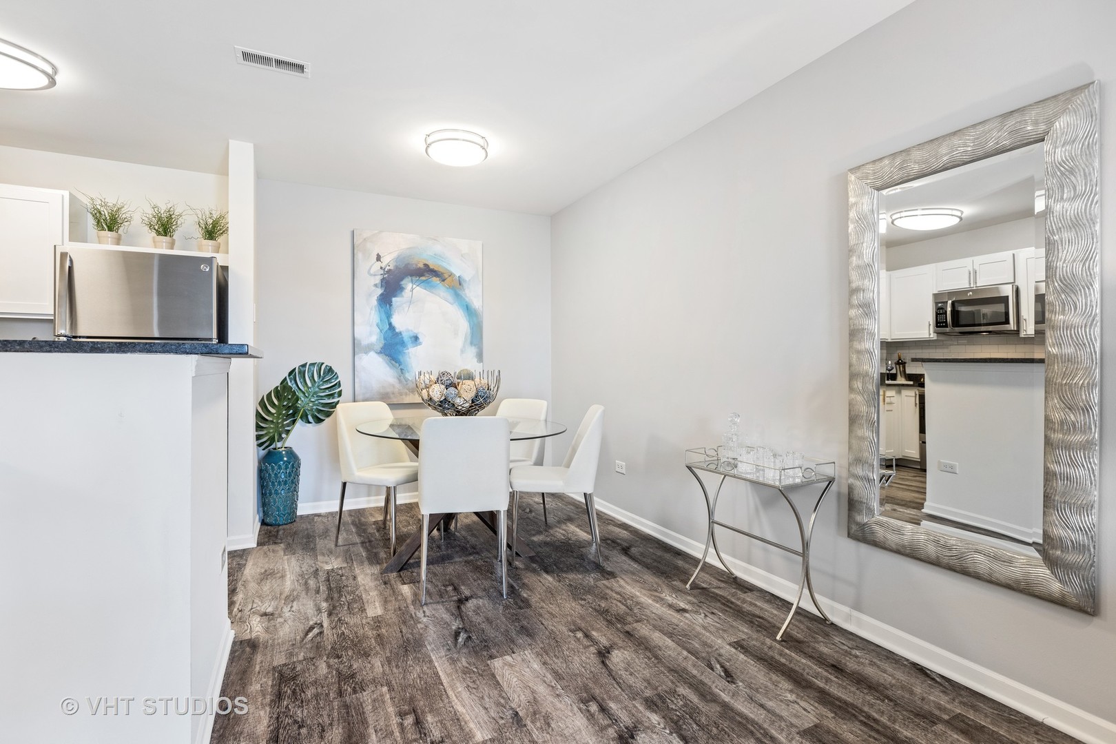 406 Mozart Court #406, Wheaton, IL 60189