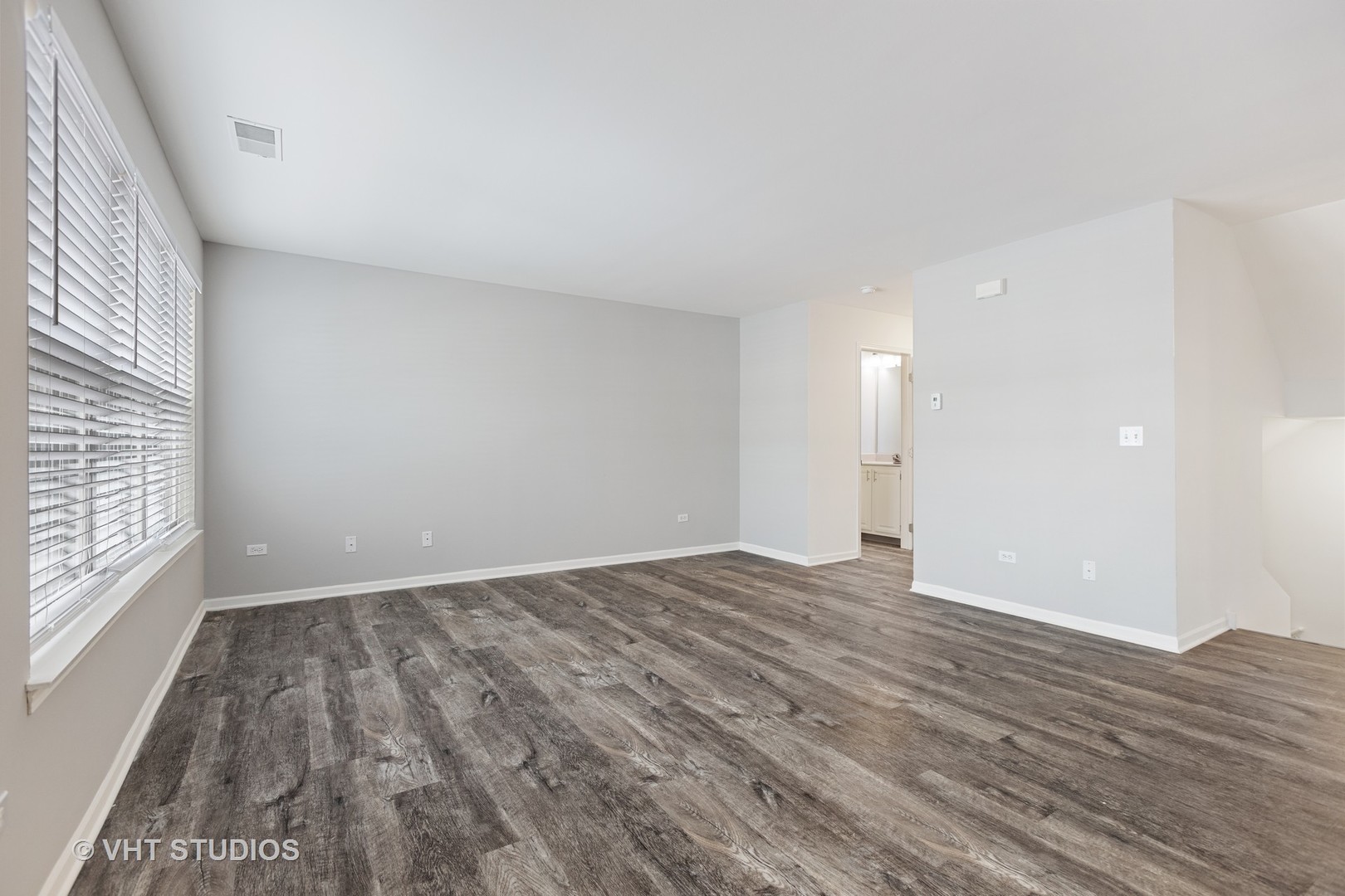 350 Schubert Court #350, Wheaton, IL 60189