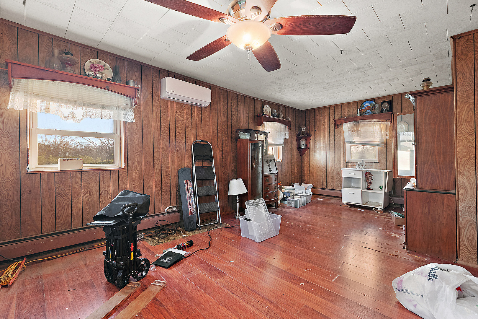 620 N 5th Street, Carbon Hill, IL 60416