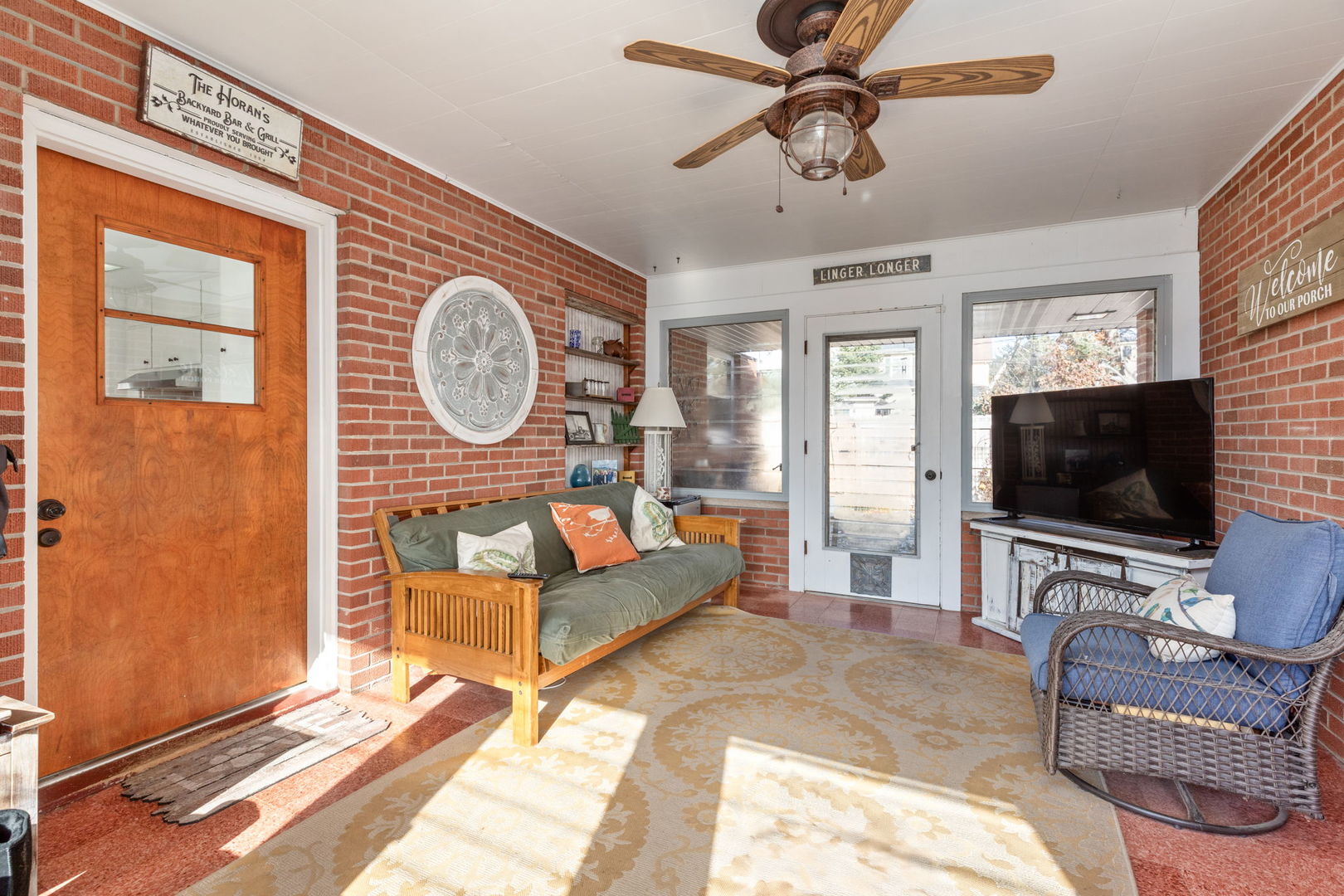 118 W READER Street, Elburn, IL 60119