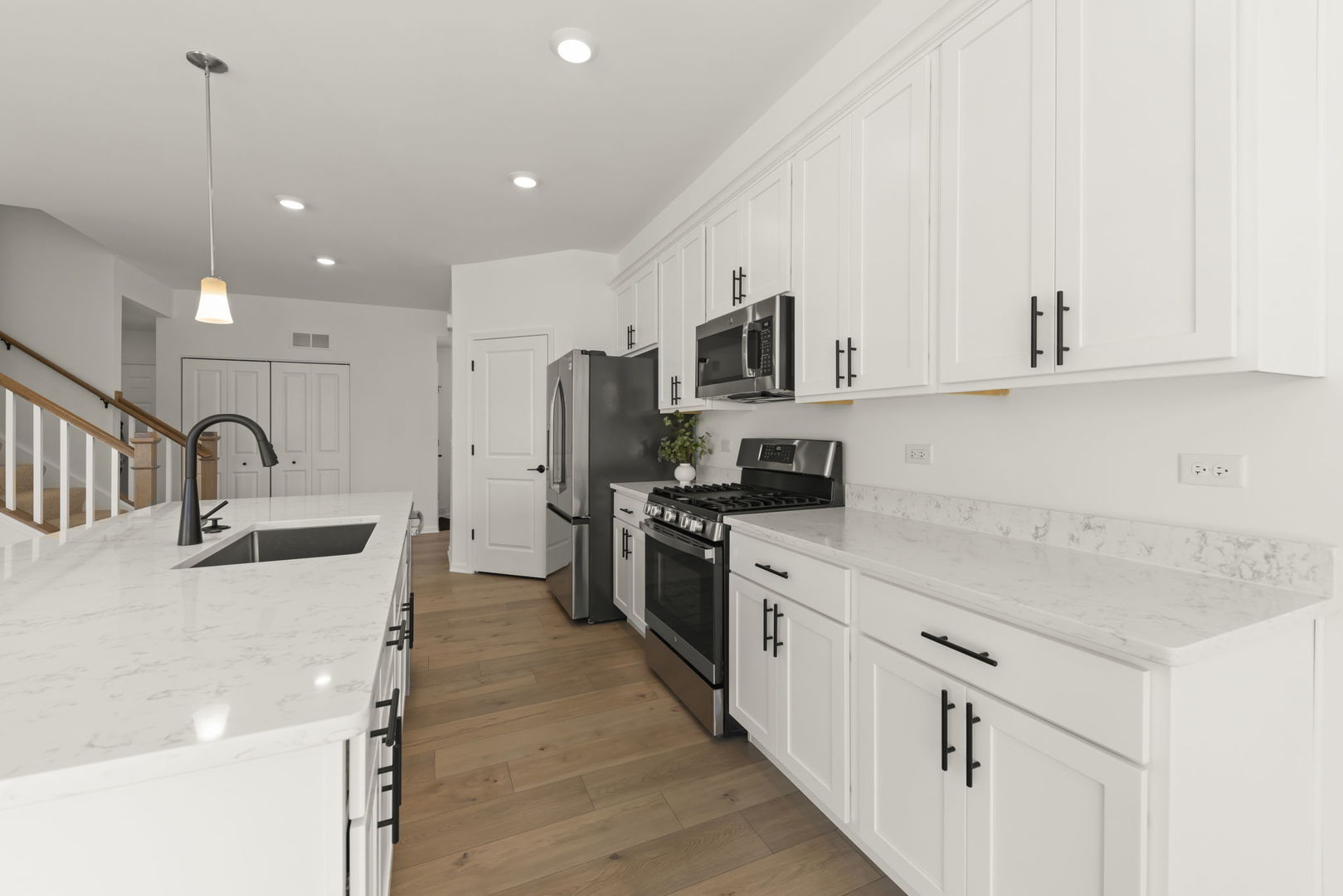 4486 Chelsea Manor Circle, Aurora, IL 60504