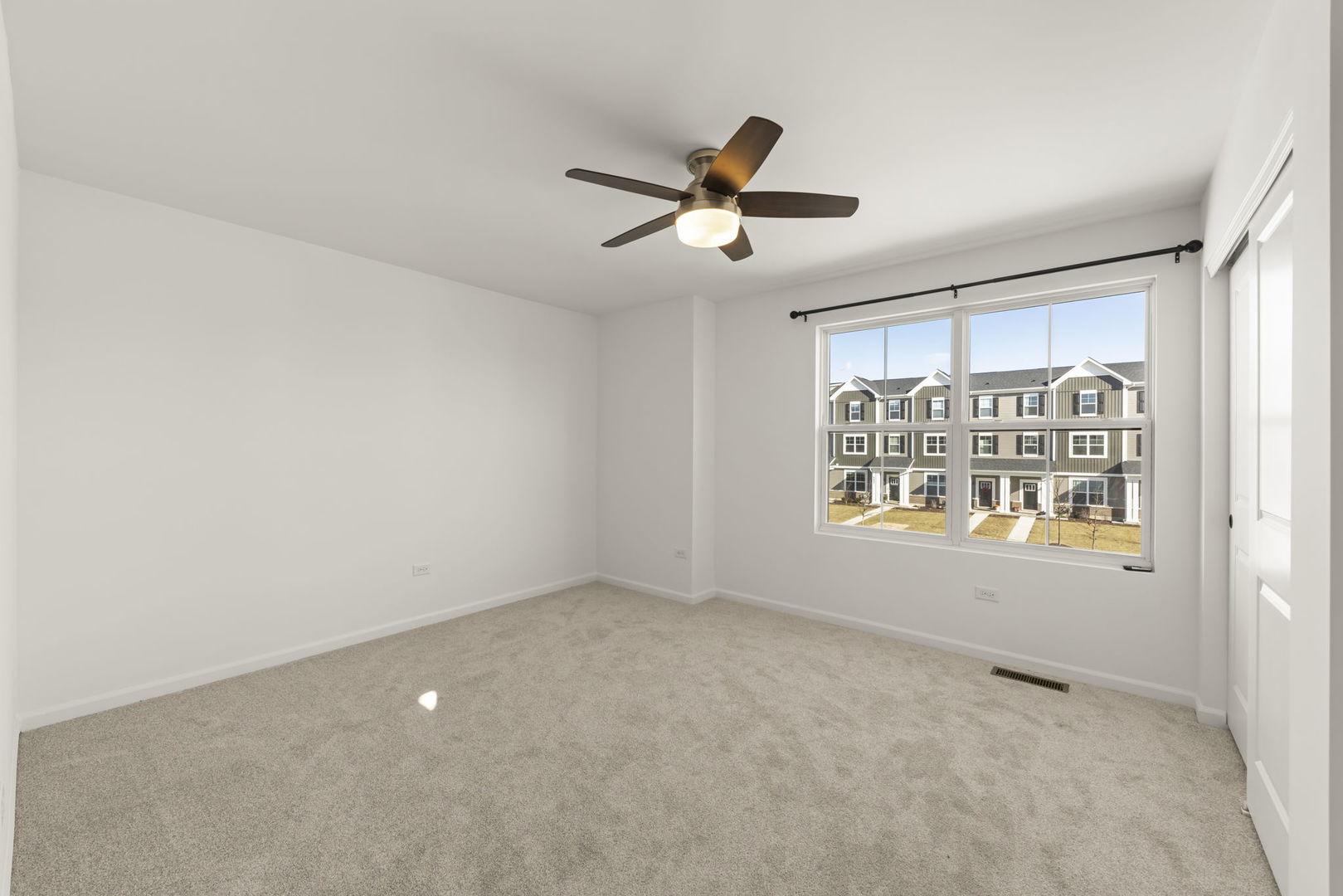 4486 Chelsea Manor Circle, Aurora, IL 60504