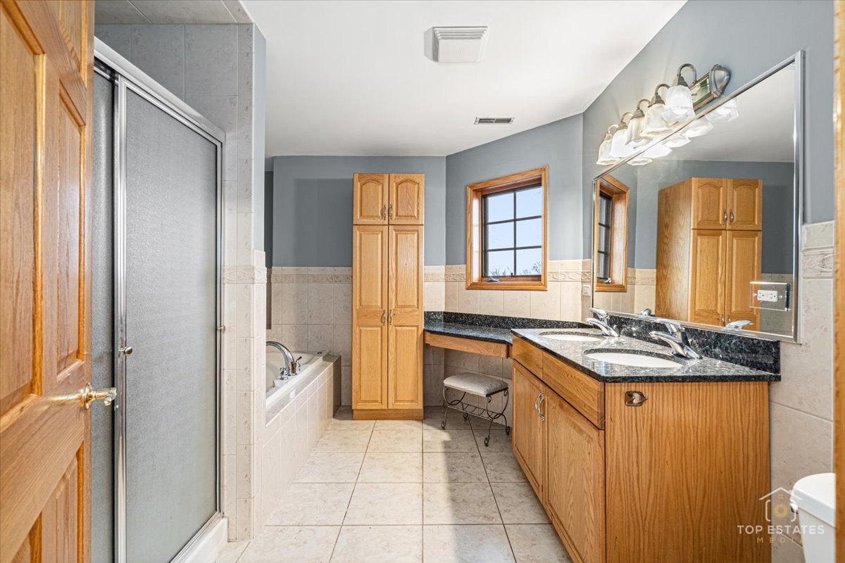 11150 Alexis Lane, Orland Park, IL 60467