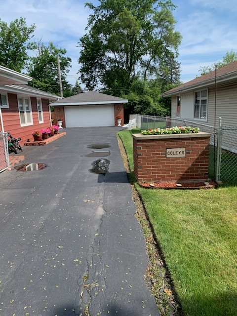 23 W 143 Street, Dixmoor, IL 60426