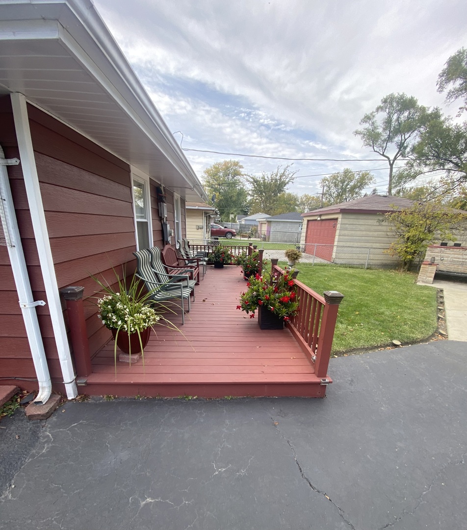 23 W 143 Street, Dixmoor, IL 60426